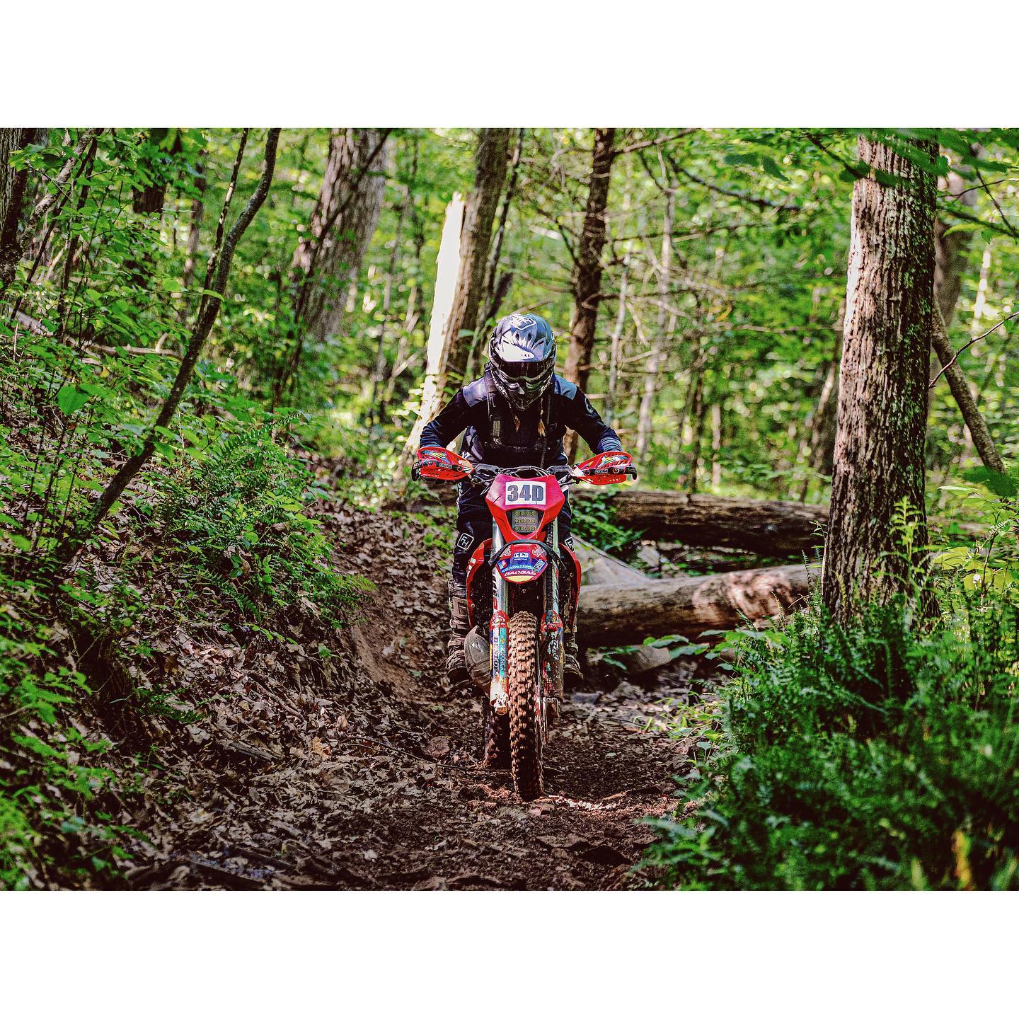 Cassandra Ficcaci on the pipe, barreling down a creek